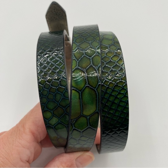 Coldwater Creek Leather Green Embossed Snake Print Belt with Nickel Buckle Sz S - Picture 2 of 15